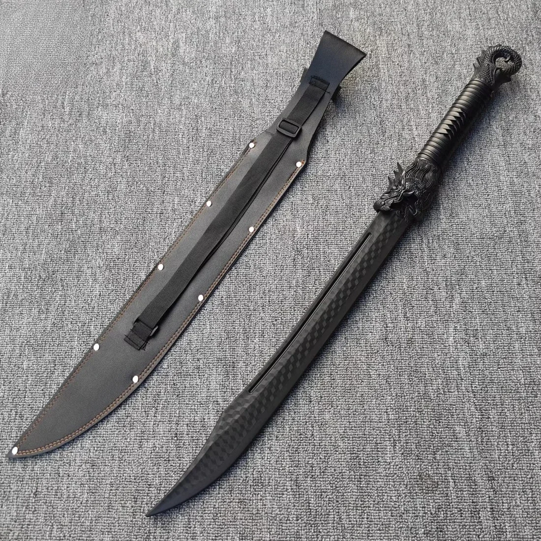 

High-strength Plastic Faucet Oxtail Knife Tang Hengdao Training Props 75cm