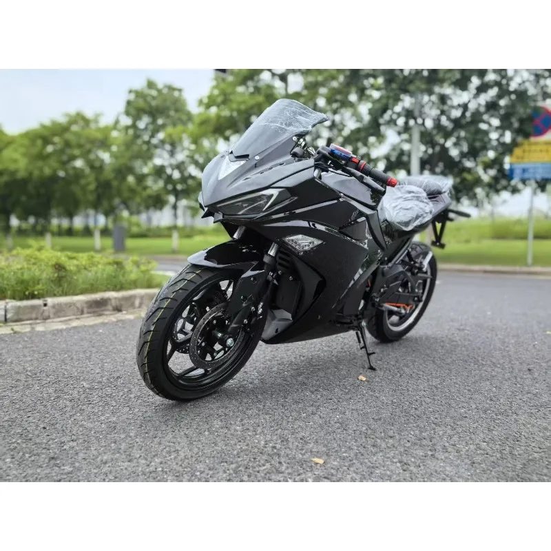 Xiangyin Factory دراجة نارية كهربائية مخصصة 200 كم/ساعة دراجات رياضية عالية الأداء مع محرك 12000 وات ونموذج جهد 72 فولت V6