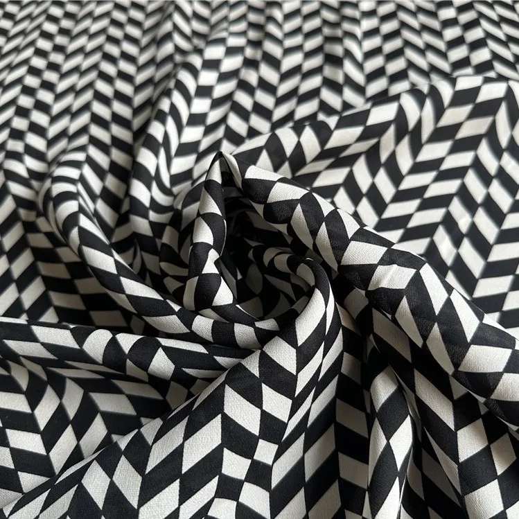 

Ткань из 100% тутового шелка 17 Momme Crepe Silk, 1 метр, черно-белая, с принтом, 140 см, ширина 55 дюймов, в дворце, JJ533