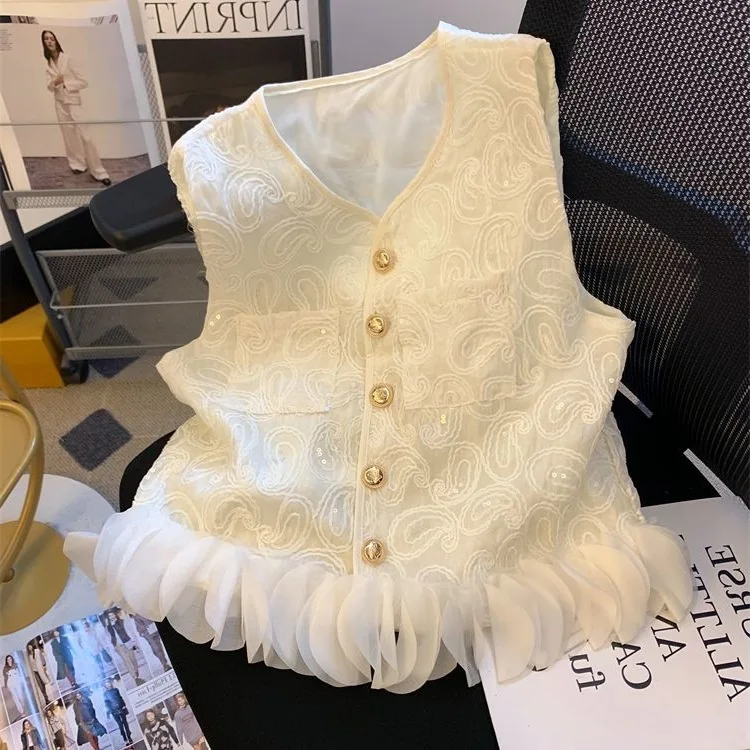 

Small Floral-style Sequin Embroidered Vest Shirt for Women Summer Style Unique and Super Beautiful Three-dimensional Petal