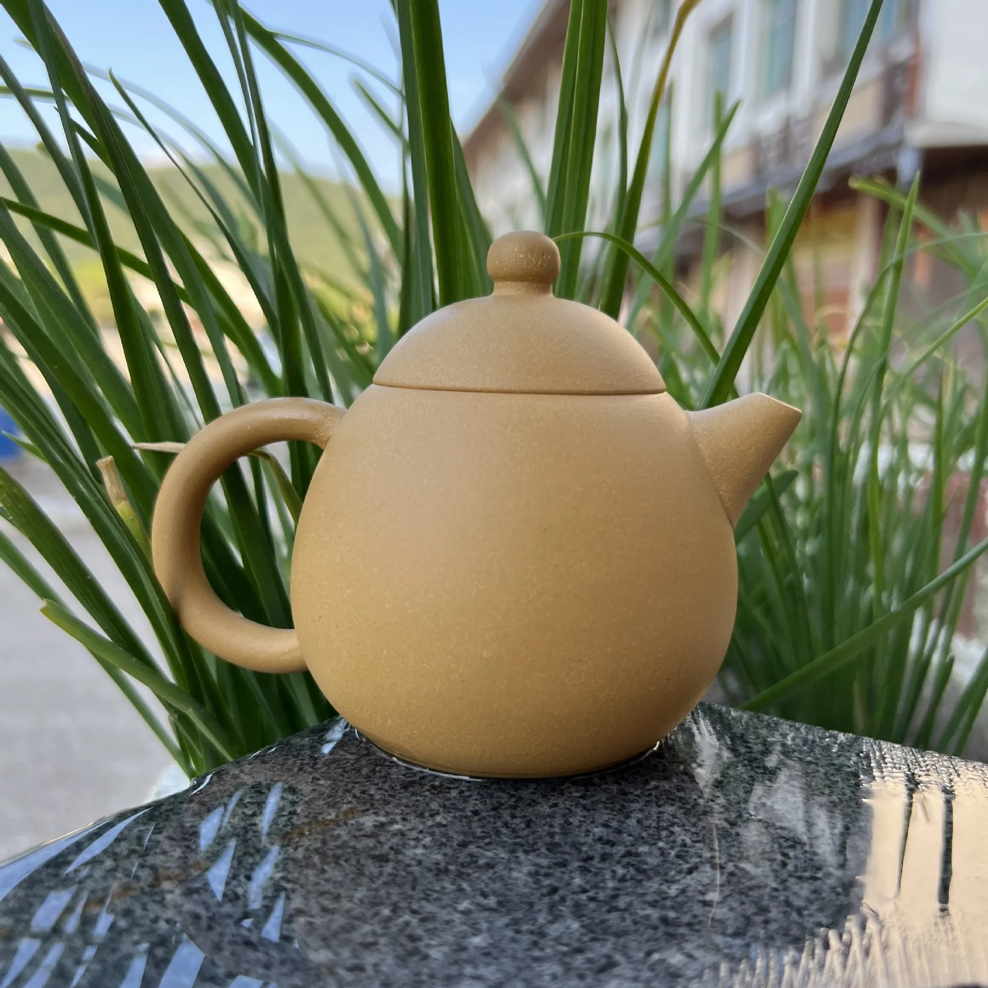 

250ML Small Capacity Real Handmade Yixing Kettle Raw Ore Duan Mud Clay Teapot Golden Teaware Kun Fu Zisha Tea Pot Free Shipping