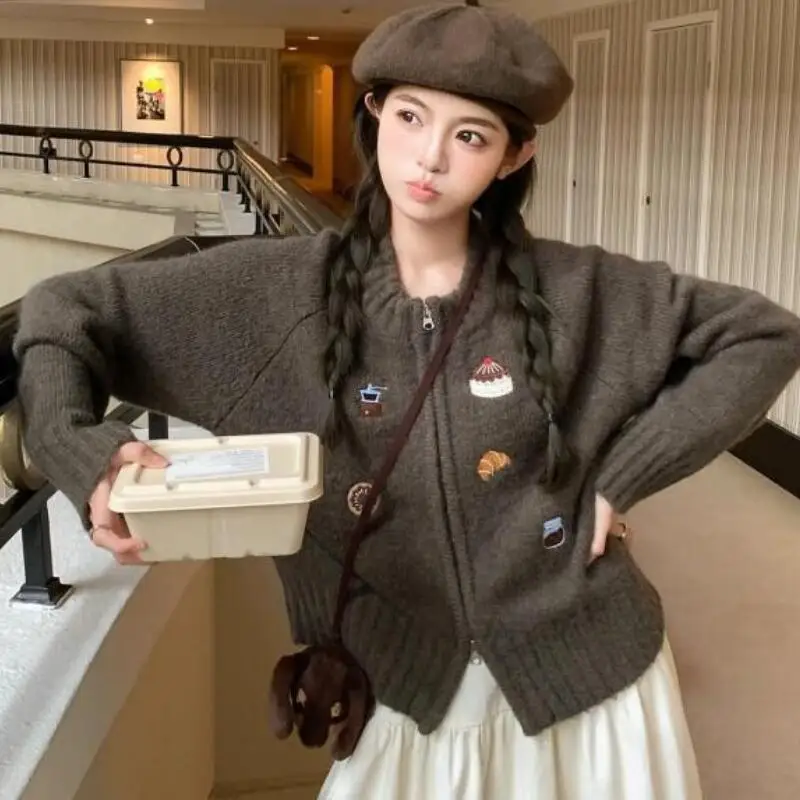 

Женский свитер в корейском стиле, ретро, на молнии, с вышивкой, вязаный кардиган, весна-осень, новая модная повседневная хлопковая вязаная кофта
