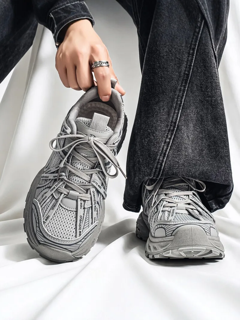 Men's Outdoor Casual Shoes Breathable Mesh Anti-slip Wear-resistant Shock-absorption Running Sports Shoes Tire Design Dad Shoes