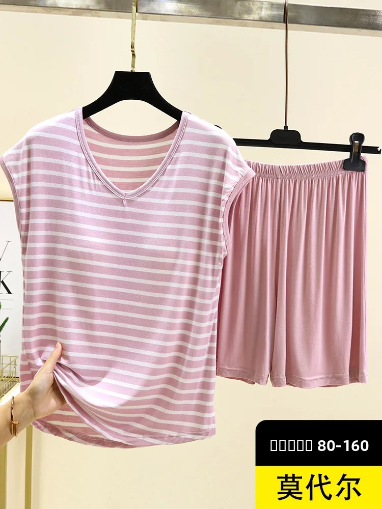 

Комплект из двух предметов: свободная модальная футболка без рукавов и шорты в полоску для женщин. Летний домашний комплект для сна без бюстгальтера. Удобный, дышащий.