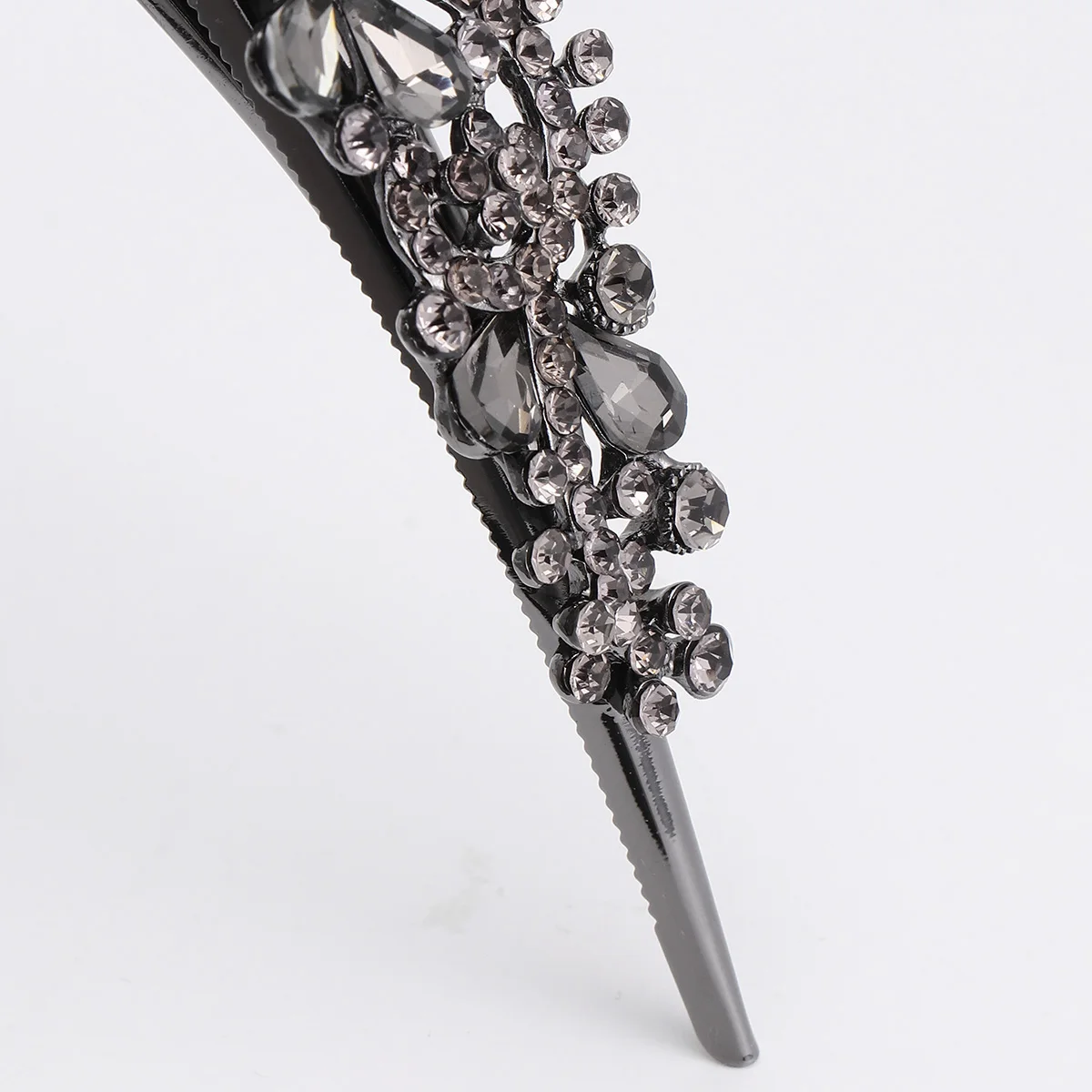 

Retro Horn Clips Rhinestone Barrettes Duckbill Design Durable Elegant Women Hair Styling Face Washing Travel Home Gift Long Hair