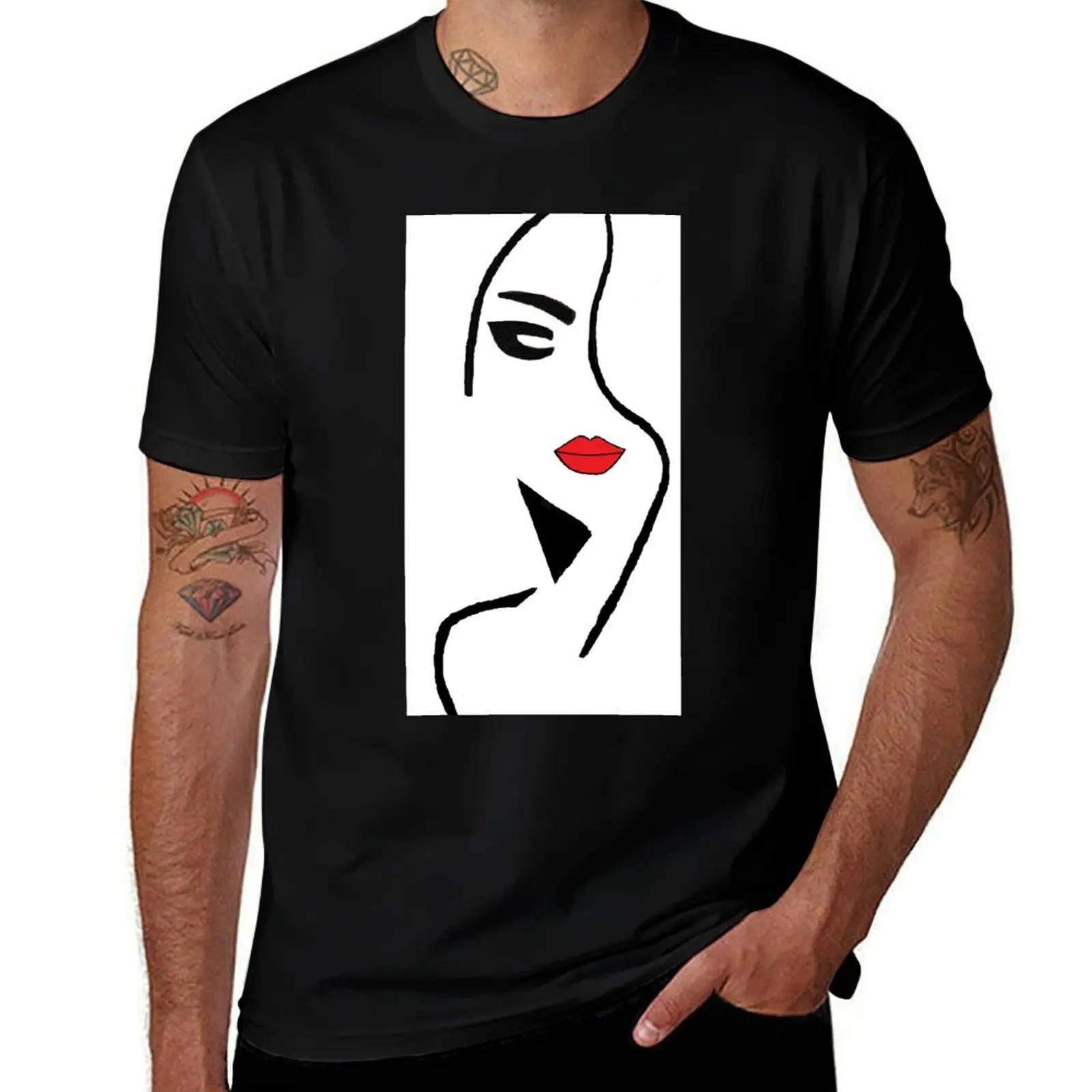 Femme Fatale (color version) T-Shirt Construction Work Tee Shirt T-Shirt