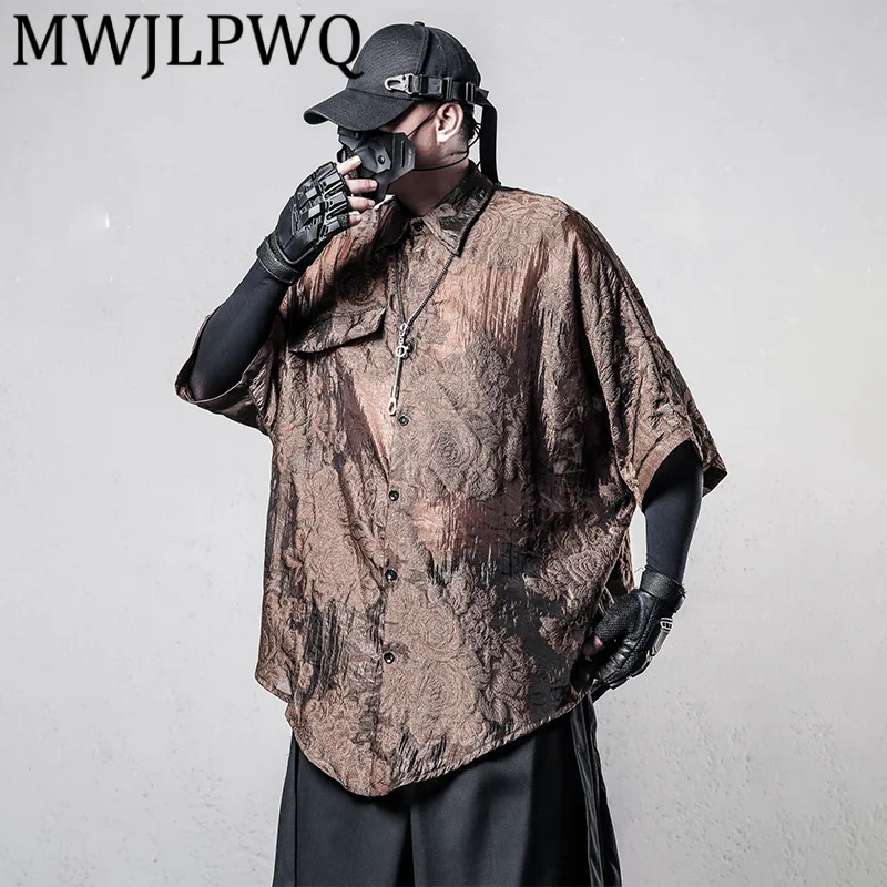 

MWJLPWQ для мужчин, жаккардовая полая рубашка нестандартного дизайна в уличном стиле, уникальные темные свободные топы высокого класса с короткими рукавами, модные 12178