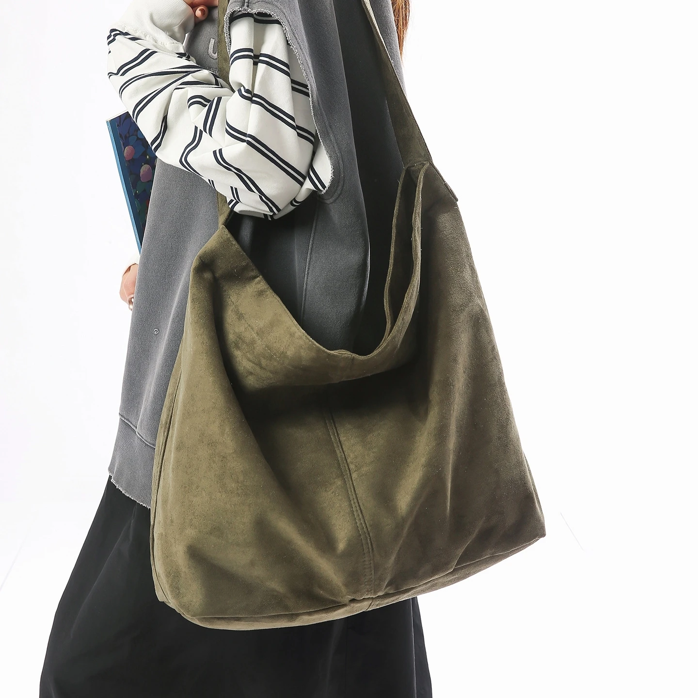 Fashion Casual Faux Suede Leather Big Size Crossbody Bag Female Vintage Korean Fashion Large Capacity Street Hobo Shoulder Bag