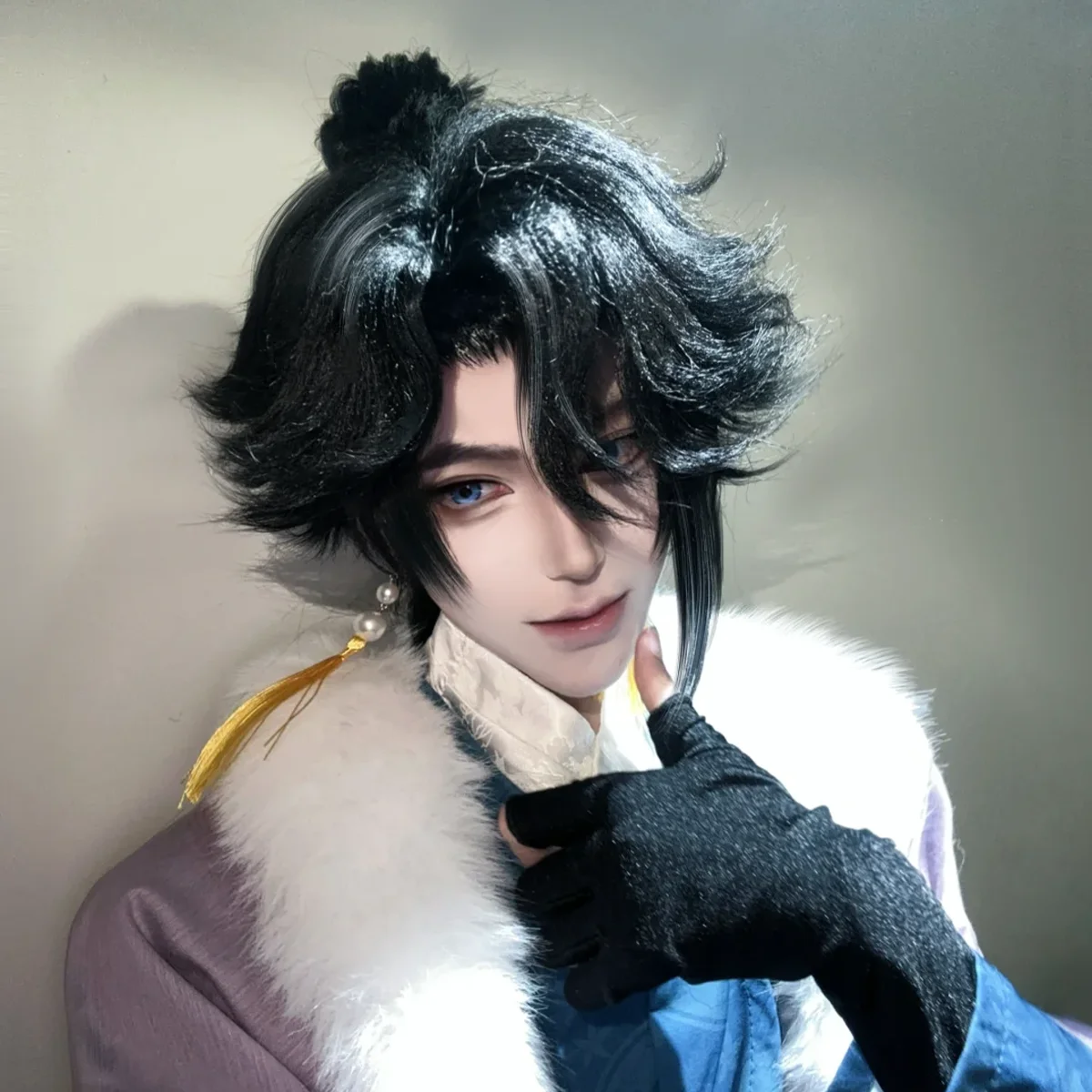 Peluca de cosplay Sun Quan de Honor of Kings |   Pelo corto y liso con cola de caballo alta y estilo juvenil animado, gorra cruda versátil