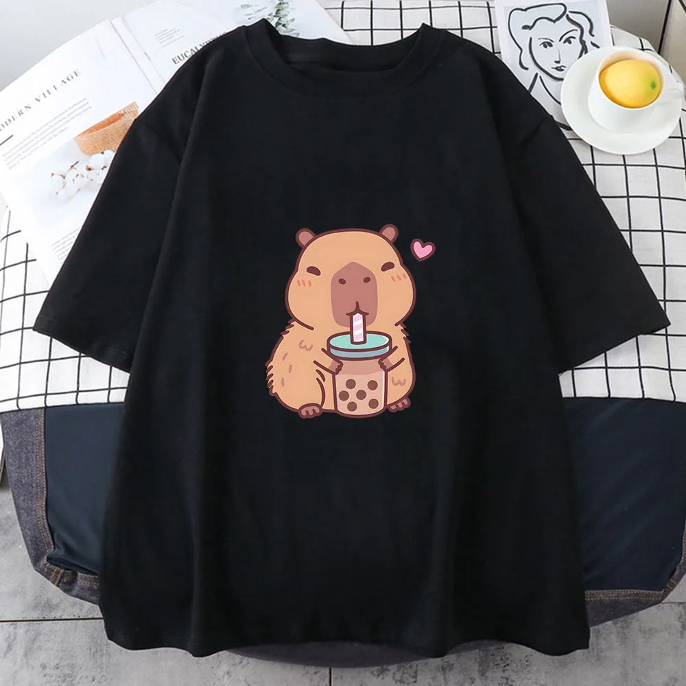 Capybara Loves Drinking Bubble Tea T-shirt 100% Cotton Summer Clothes Casual Women/Men Kawaii Tshirt Cute Girls Shirts Fashion