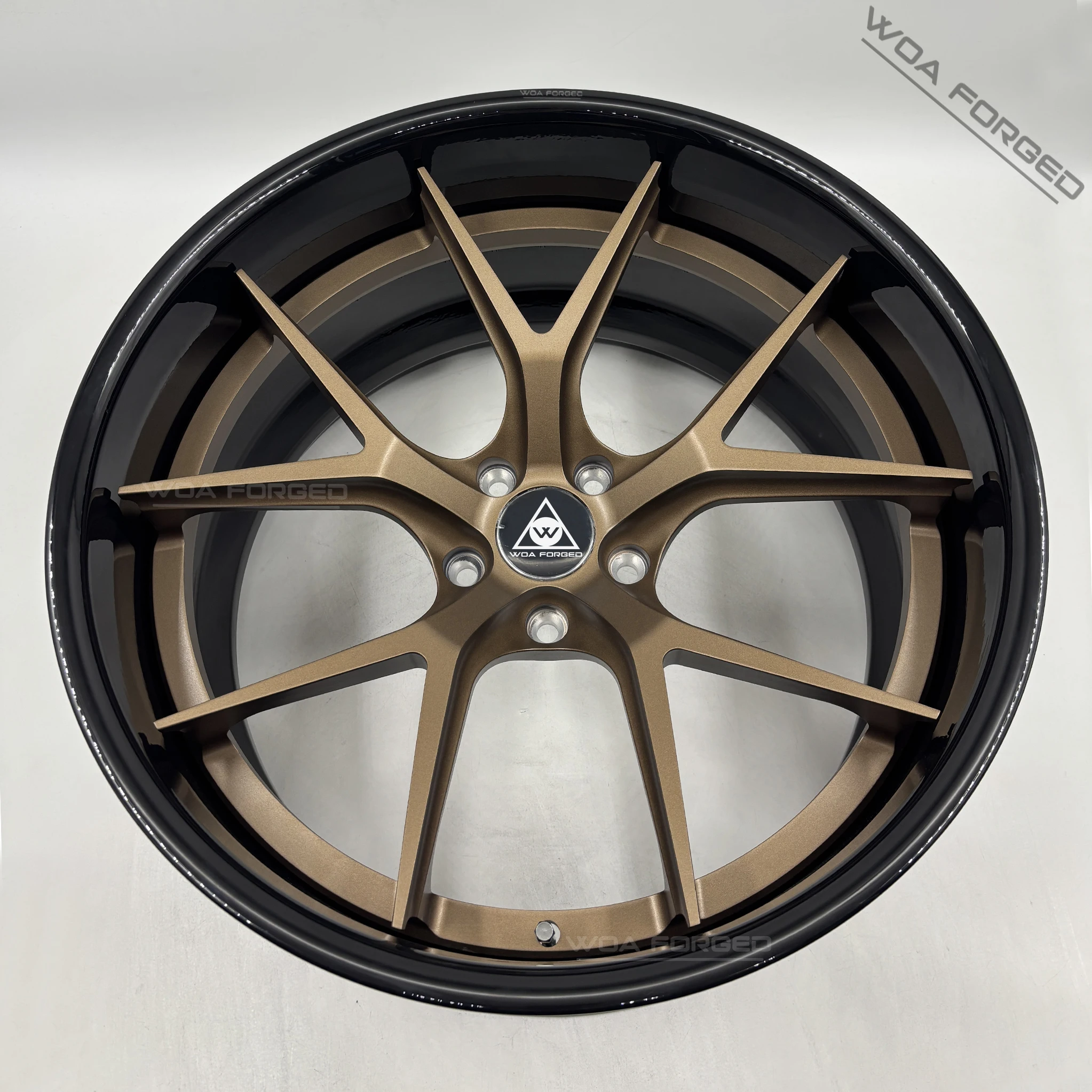 

6061T6 GT M2 M4 M6 F80 F90 E46 E92 Forged Car Wheels 540i COUPE Bronze 2PC BS LM for BMW Audi HR with Black Lip for Passenger Ca