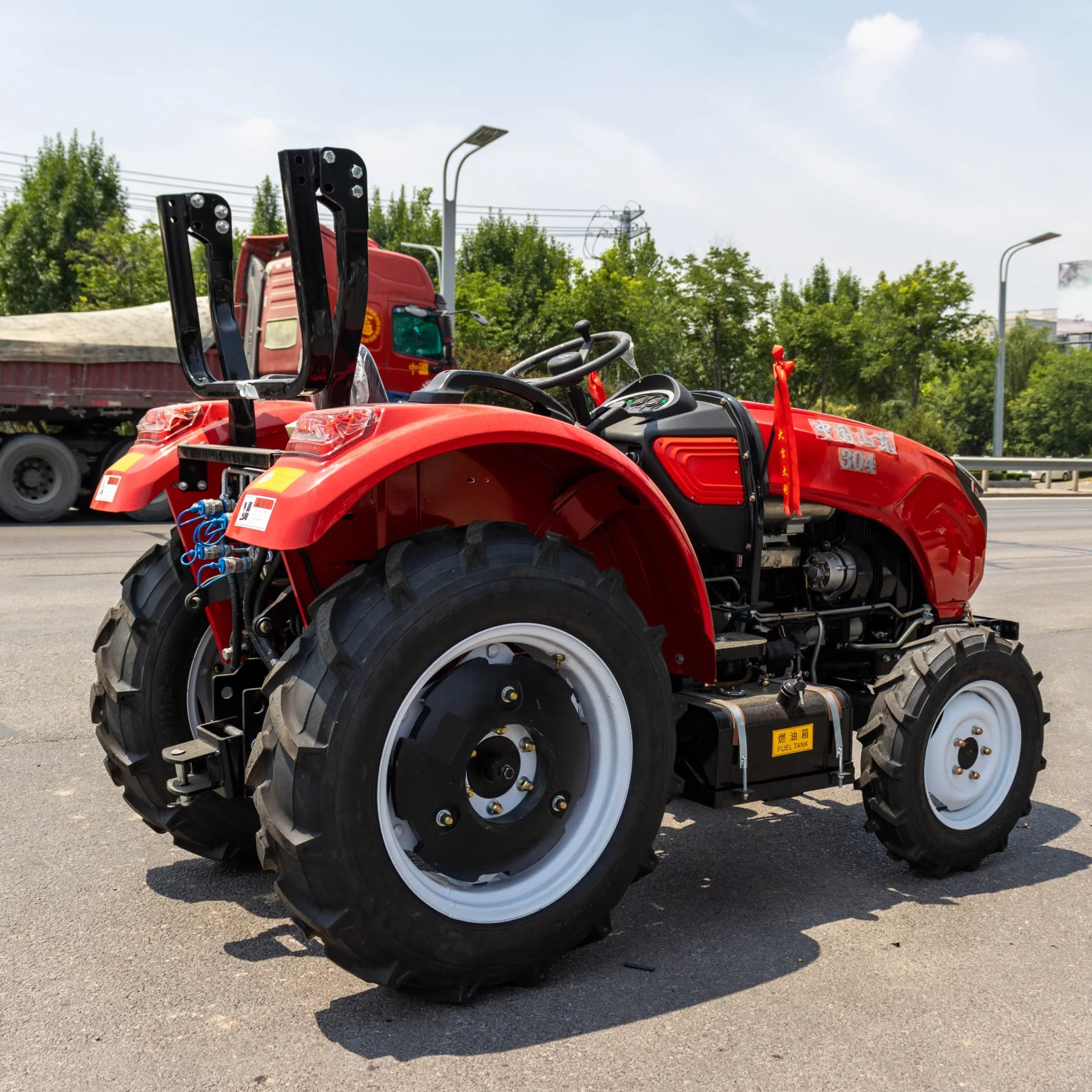 ขายตรงจากโรงงานสนับสนุนการปรับแต่ง Mini Tiller Leveling นวดข้าวไถ Weeding Cultivator รถแทรกเตอร์ฟาร์มสําหรับขาย