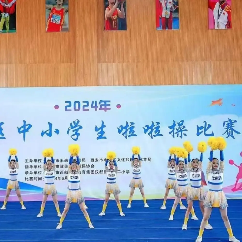 25 سنتيمتر لعبة أطفال بوم بومس PET متعدد الألوان رخيصة العملي التشجيع تأتي على الدعائم الهتاف الكرة الرقص حفلة موسيقية ديكور