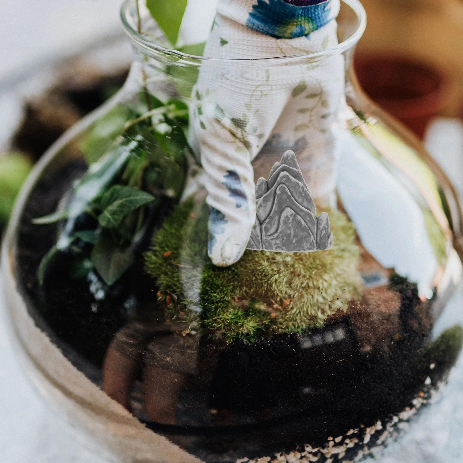 

1 Set Resin Rockery Miniature Landscape Pagoda Ornament For Garden Pond Fish Tank Micro Fairy Decor, Retro Greenery Mountain