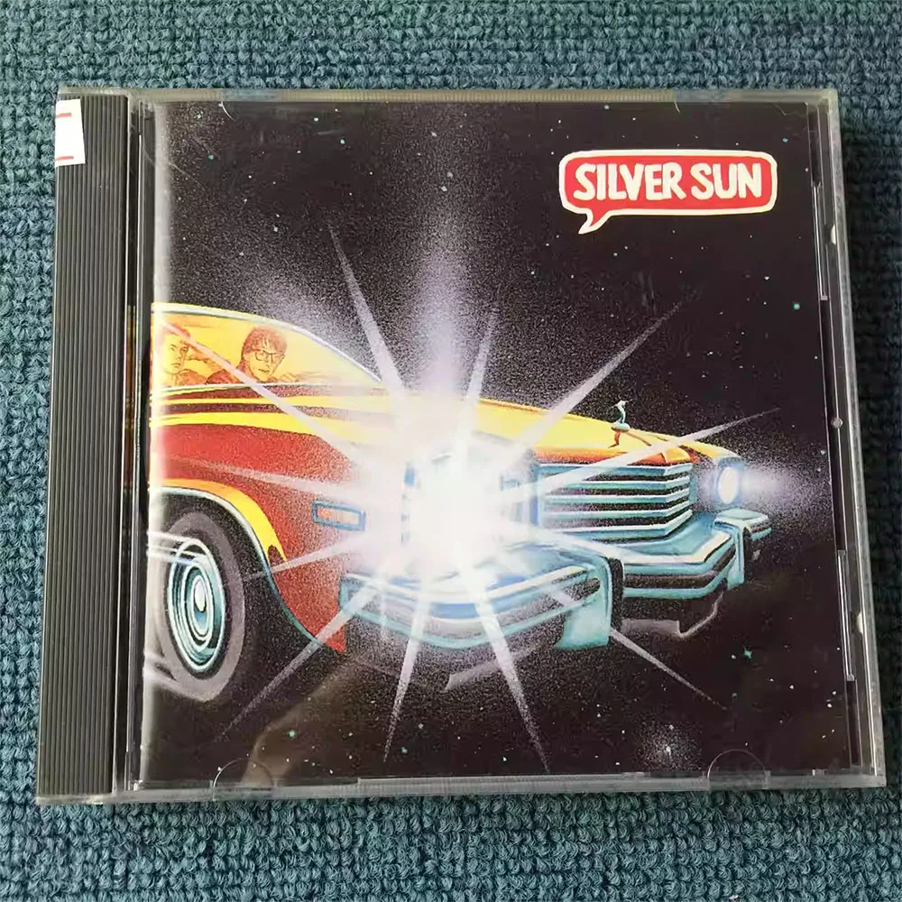 

CD A Vibrant Blend of 90s Britpop Energy, Classic Power-pop Hooks, and Alternative Rock Edge, with Strong Vocal Harmonies