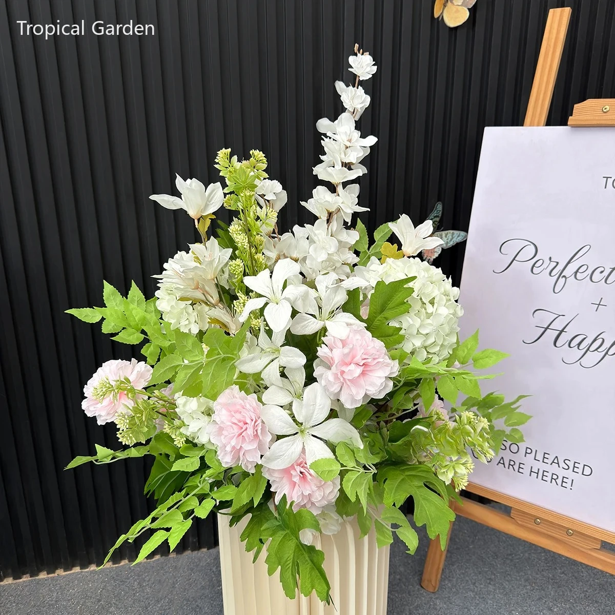 

Искусственные цветочные композиции для декора свадебных дорожек, центральных элементов стола, цветочных шаров, флористических аранжировок, цветочных рядов, реквизит для вечеринок