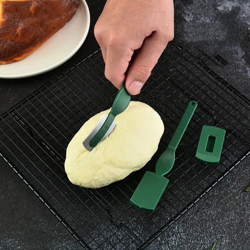 Plastic Bread Lame Tools Bakery Scraper Bread Knife Blades Arc Curved Knife