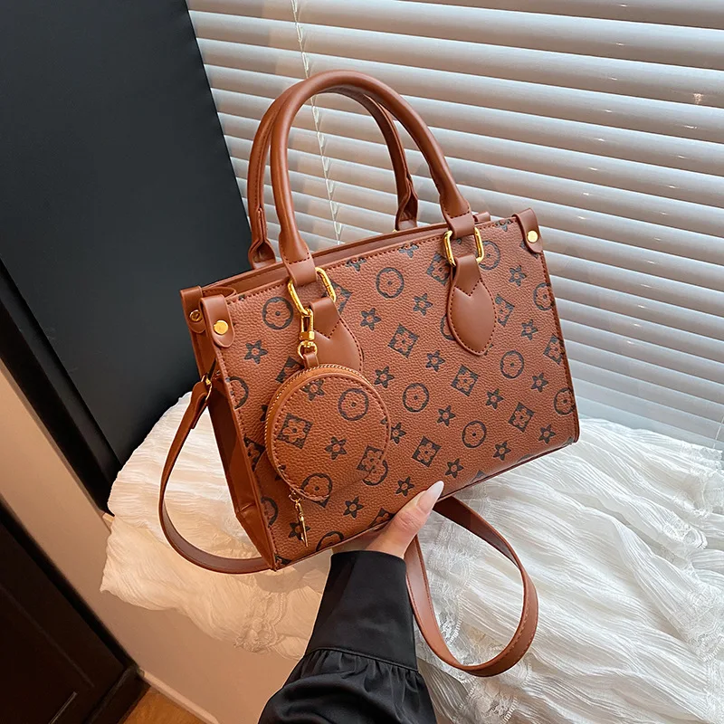 

2025 Summer Vintage Shoulder Bag, Textured Top Handle Purse for Women, Chic Commuter Tote, Minimalist Day-to-Night Bag