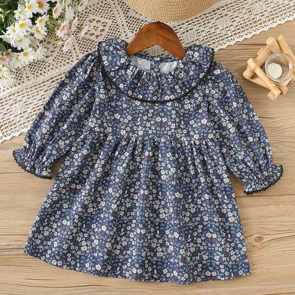 

Корейское платье с цветочным принтом и лацканами для детей, осеннее платье принцессы с эластичными манжетами для маленьких девочек, милое платье для маленьких девочек 1-6 лет