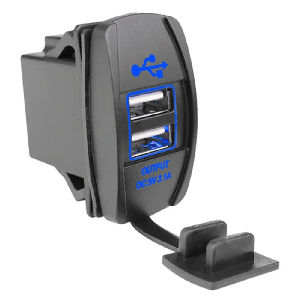 

Easy To Operate Dual USB Power Charger 3000mA Output Current Blue LED Light Dual USB Ports Low-light Conditions