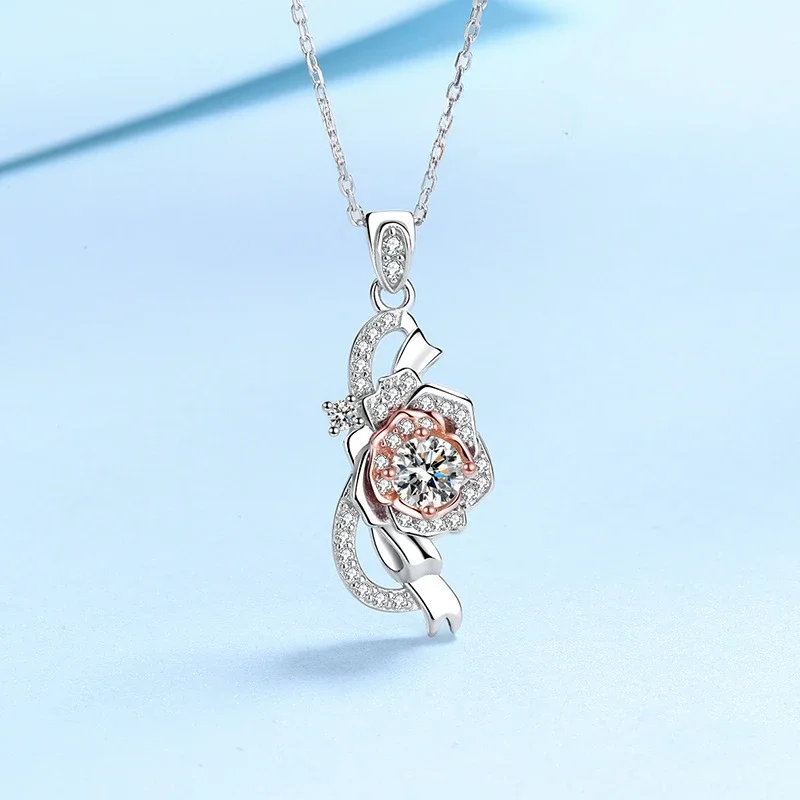 Quality Platinum PT950 Girls Rose Flower Necklace with 0.5ct Moissanite Pendant for Women D Color Sparkling Diamond Fine Jewelry