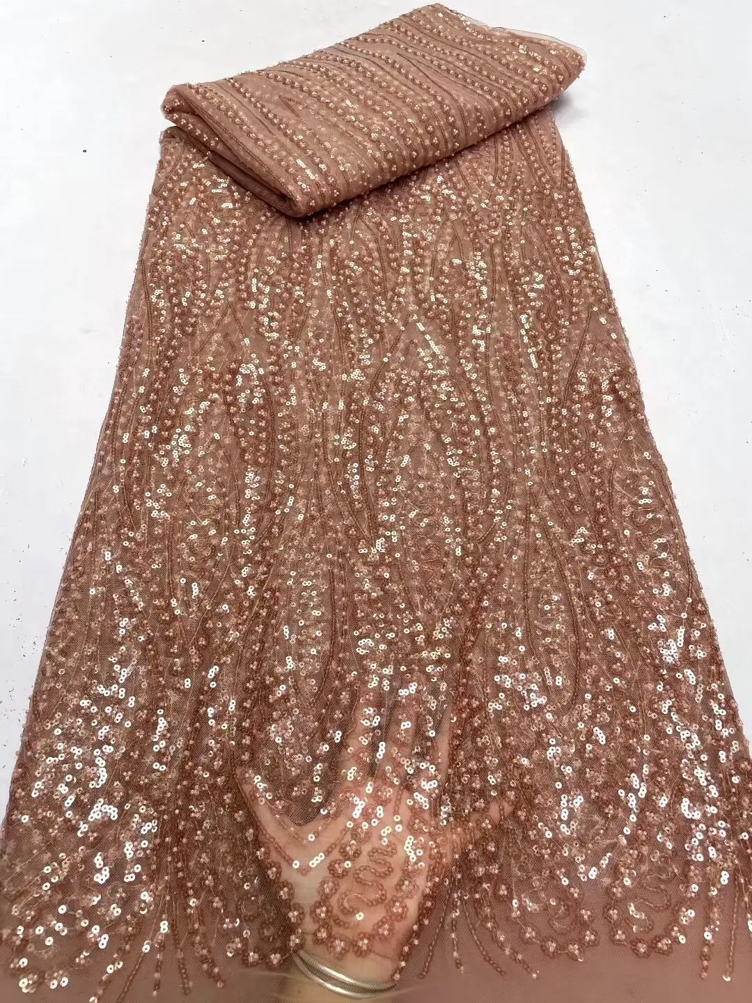 New Design Luxury African Nigerian Tulle Fabric 2025 High Quality French Beaded Sequins Embroidery Lace Fabric For Wedding Sew
