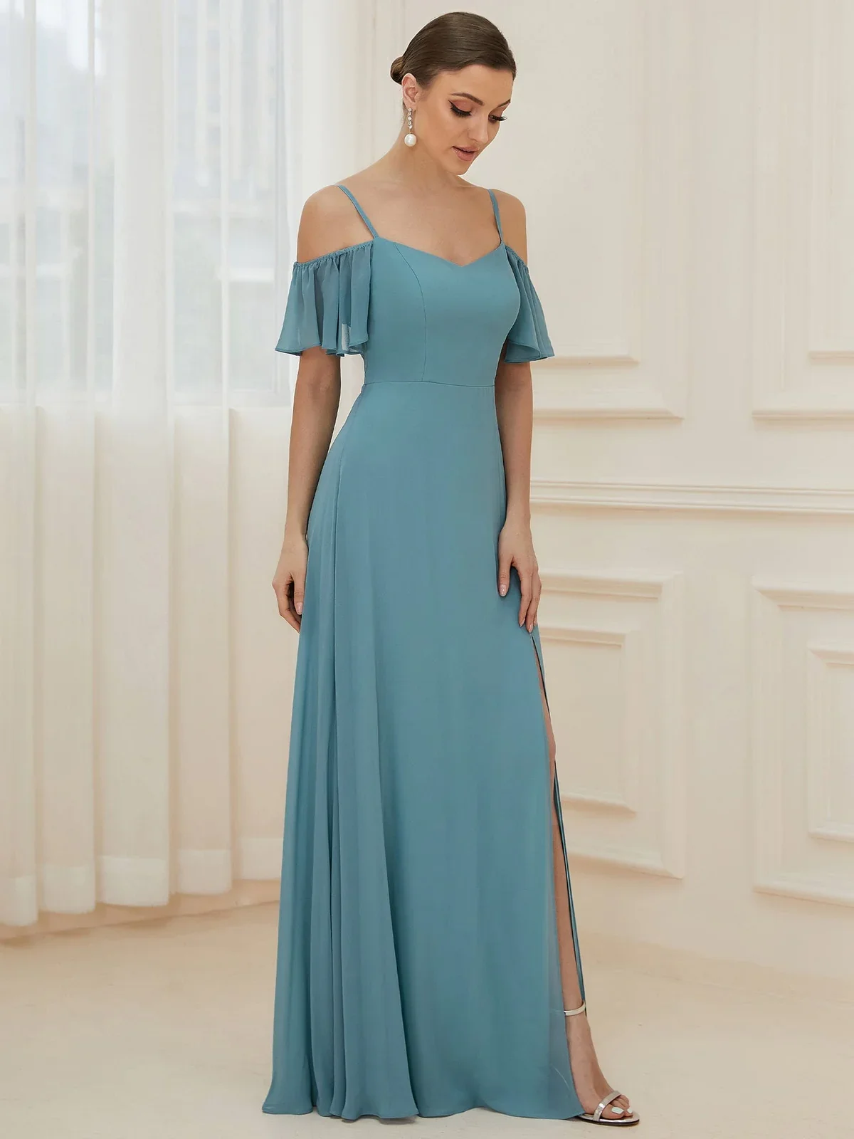 Women\'s Off Shoulder Short Sleeve Split A-Line Floor Length Chiffon Off-The-Shoulder Side Slit Bridesmaid Dress with sleeves