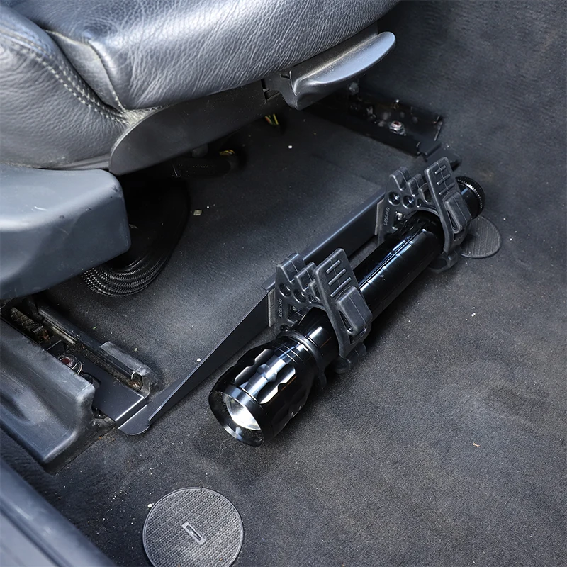 For BMW 6 Series E63 E64 2004-2009 Flashlight Holder Bracket Mount seat fire extinguisher bracket Installed under the passenger view 6