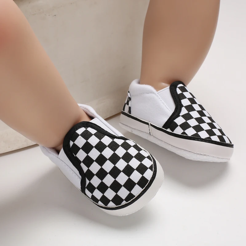 Newborn Baby Toddler Baby Boy Crib Shoes Canvas Soft Sole Sneakers Plaid Non-Slip First Walkers Sneakers 0-18 M