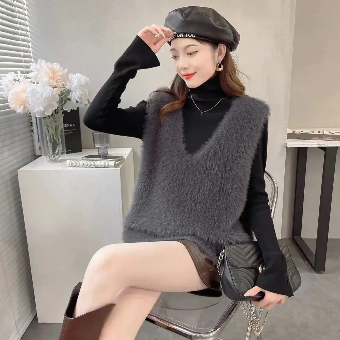 

Autumn Winter Faux Mink Knit Vest Sweater Women Sleeveless Loose Short Outerwear Korean Style Fashionable