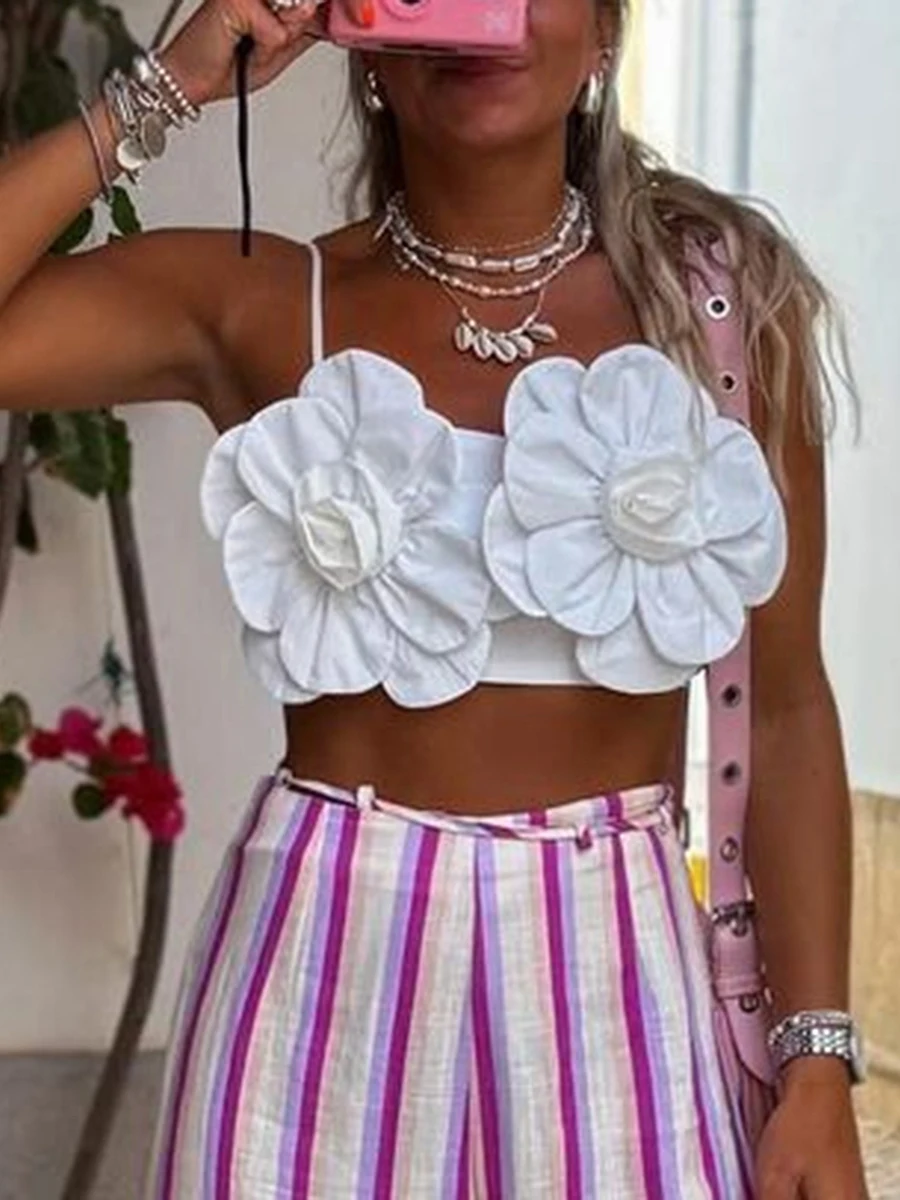 Women's Summer Fitted Camisoles Sleeveless Open Back Low Cut Fashion Creativity 3D Flower Crop Tops 2024 New Vacation Streetwear