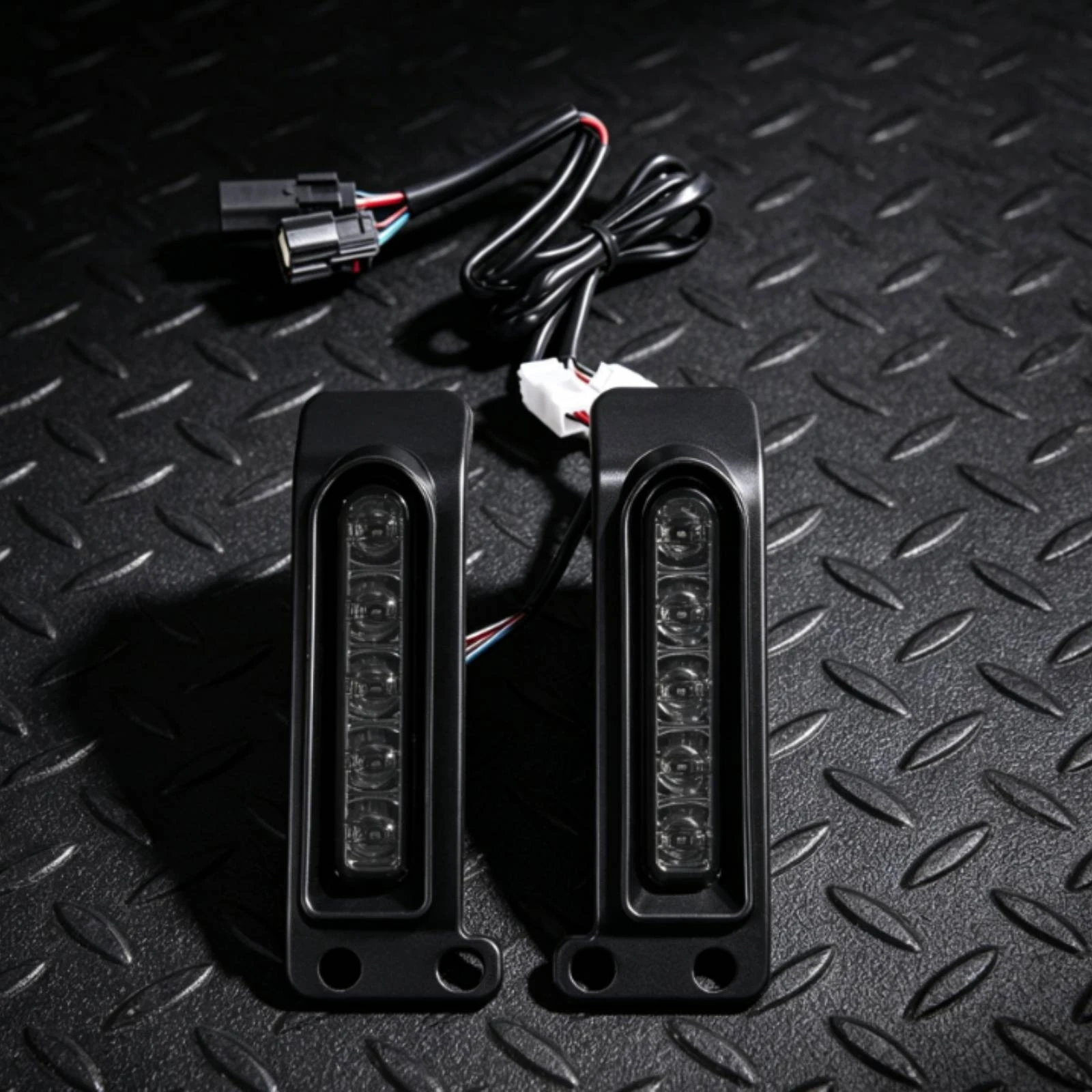 

LED Motorcycle Lights Black Motorcycle Lights with Wiring Harness Wiring Harness with Plugs Waterproof Illuminated