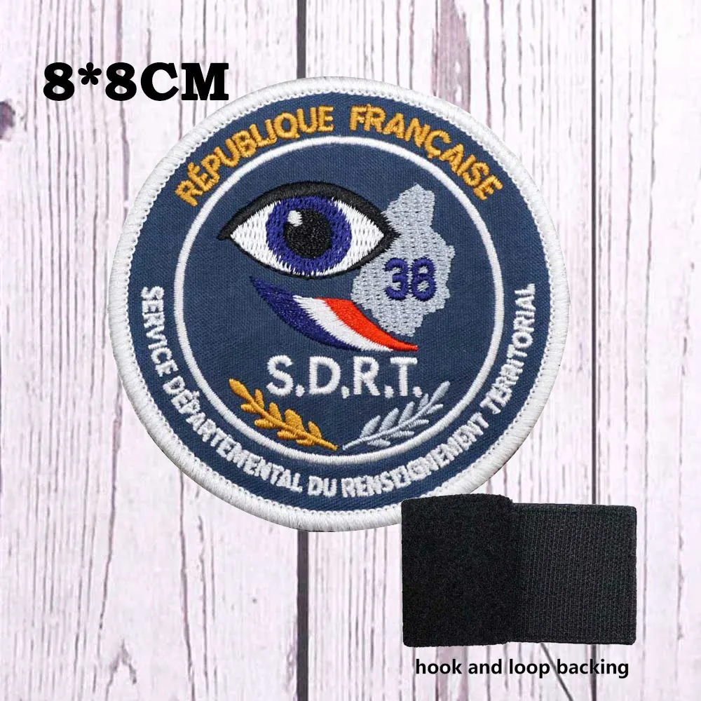 جمهورية فرنكايز خدمة وزارة الدفاع دو renseigmem تكتيكات المطرزة التصحيح هوك وحلقة خياطة على شارة عسكرية التطريز