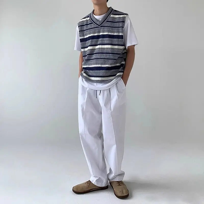 Осень 2025 года, вязаный свитер, жилет, мужской жилет без рукавов с v-образным вырезом, полосатый цветной жилет, корейская мода, повседневные свитера большого размера