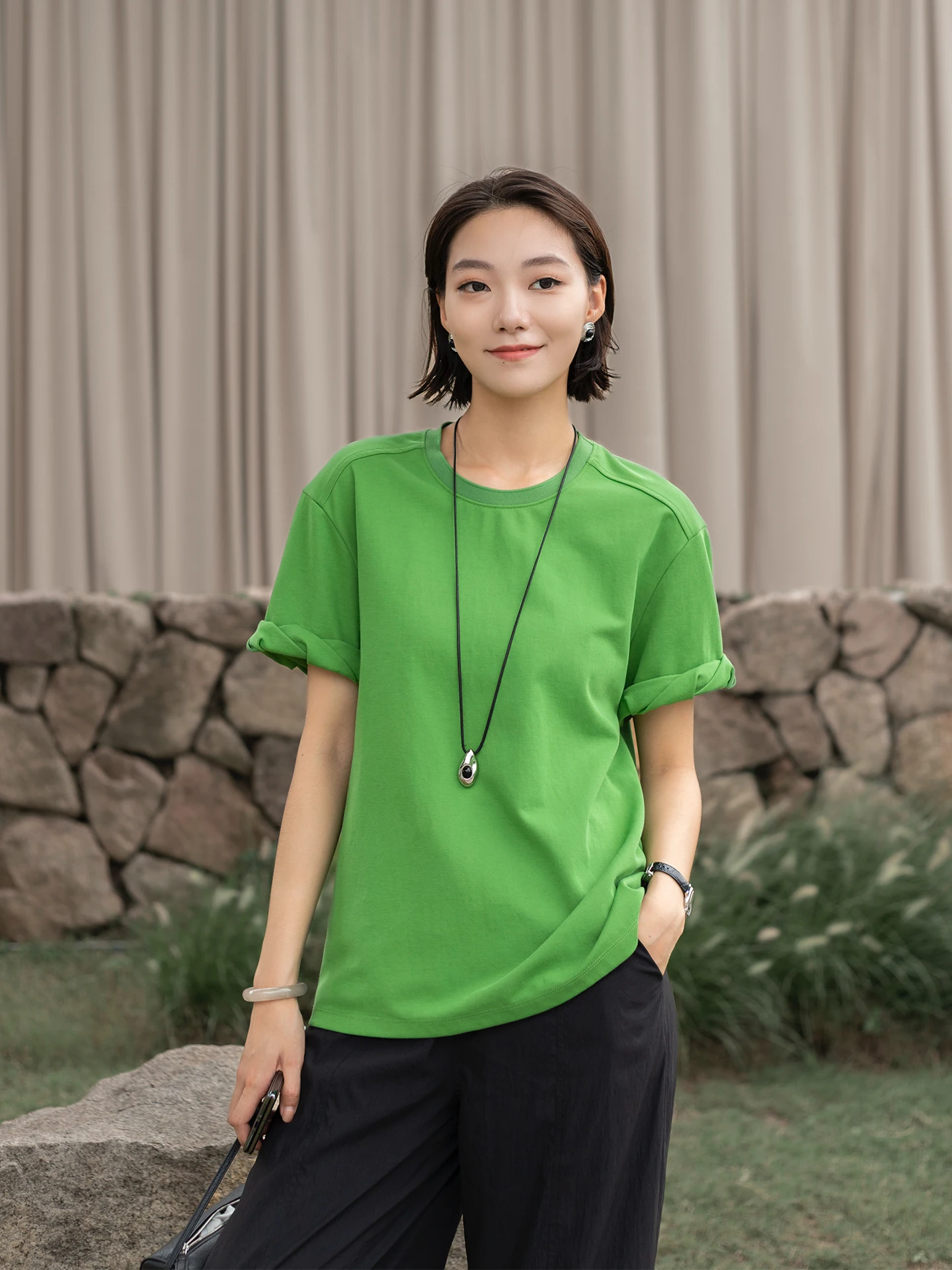 

Slimming Effect Casual Short Sleeve Women's Top Versatile Minimalist Hem Design Summer 2025 New Style Cotton Blend T-shirt