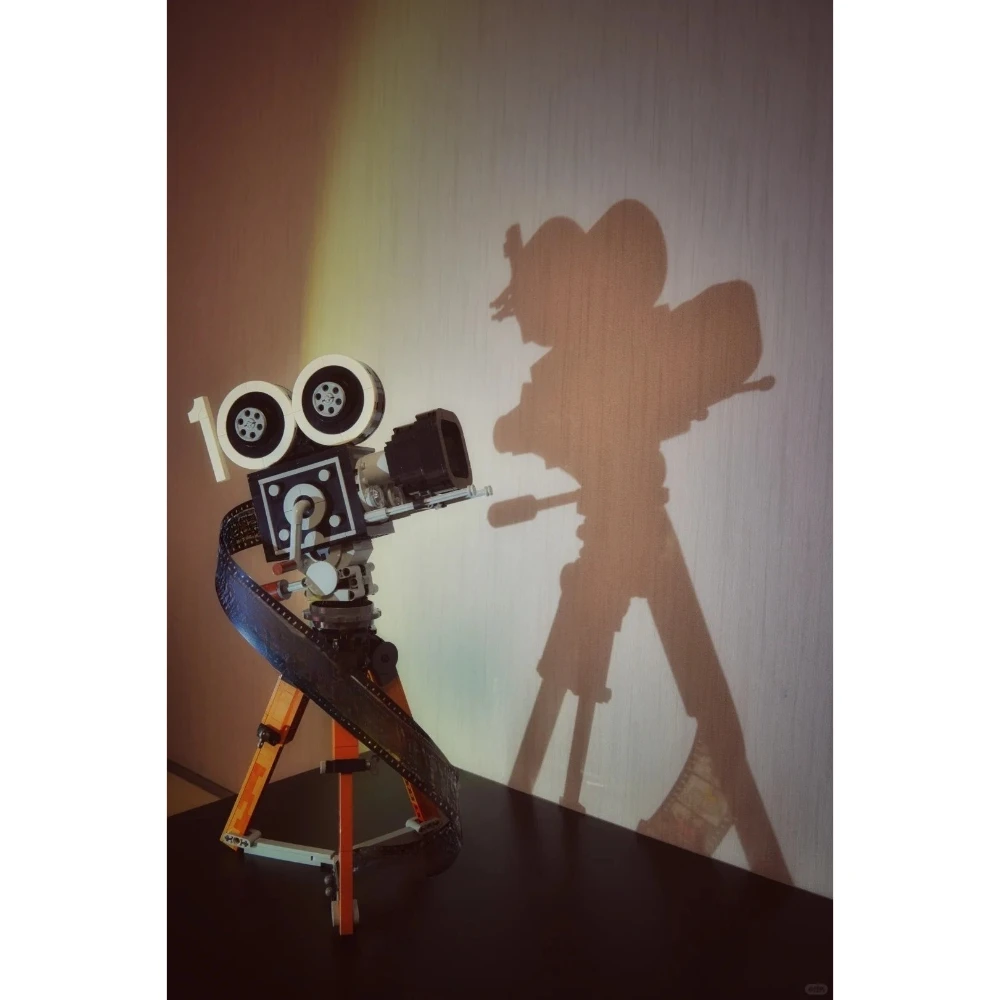 フィルムカメラ 43230 ビルディングブロックセット レゴ互換粒子と互換性あり クリスマスギフトに最適 811個