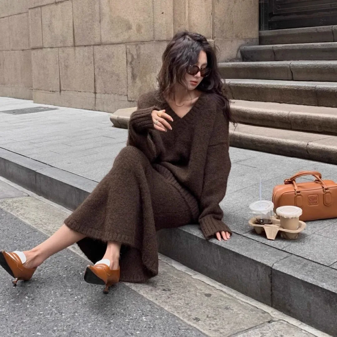 Vintage Knitted Sweater Set Skirt Women Winter V-neck 2 Piece Suits Pullover Knitted Pullover Skirt Korean Fashion Two-piece Set