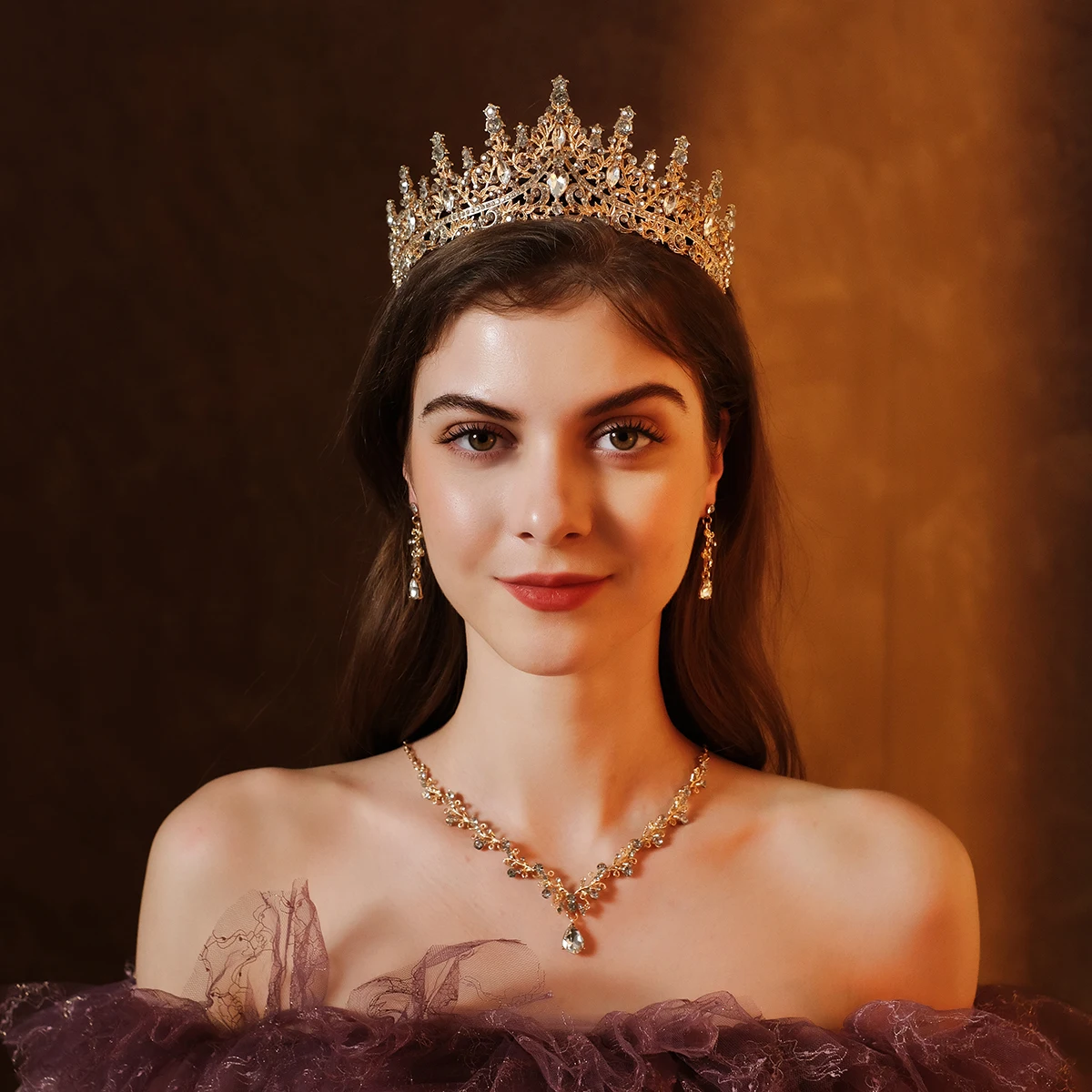 Full Of Charming Style Vintage Classical Champagne-color Ladies\' Tiara Necklace Earrings 4 Pcs Set ​For Wedding Bride