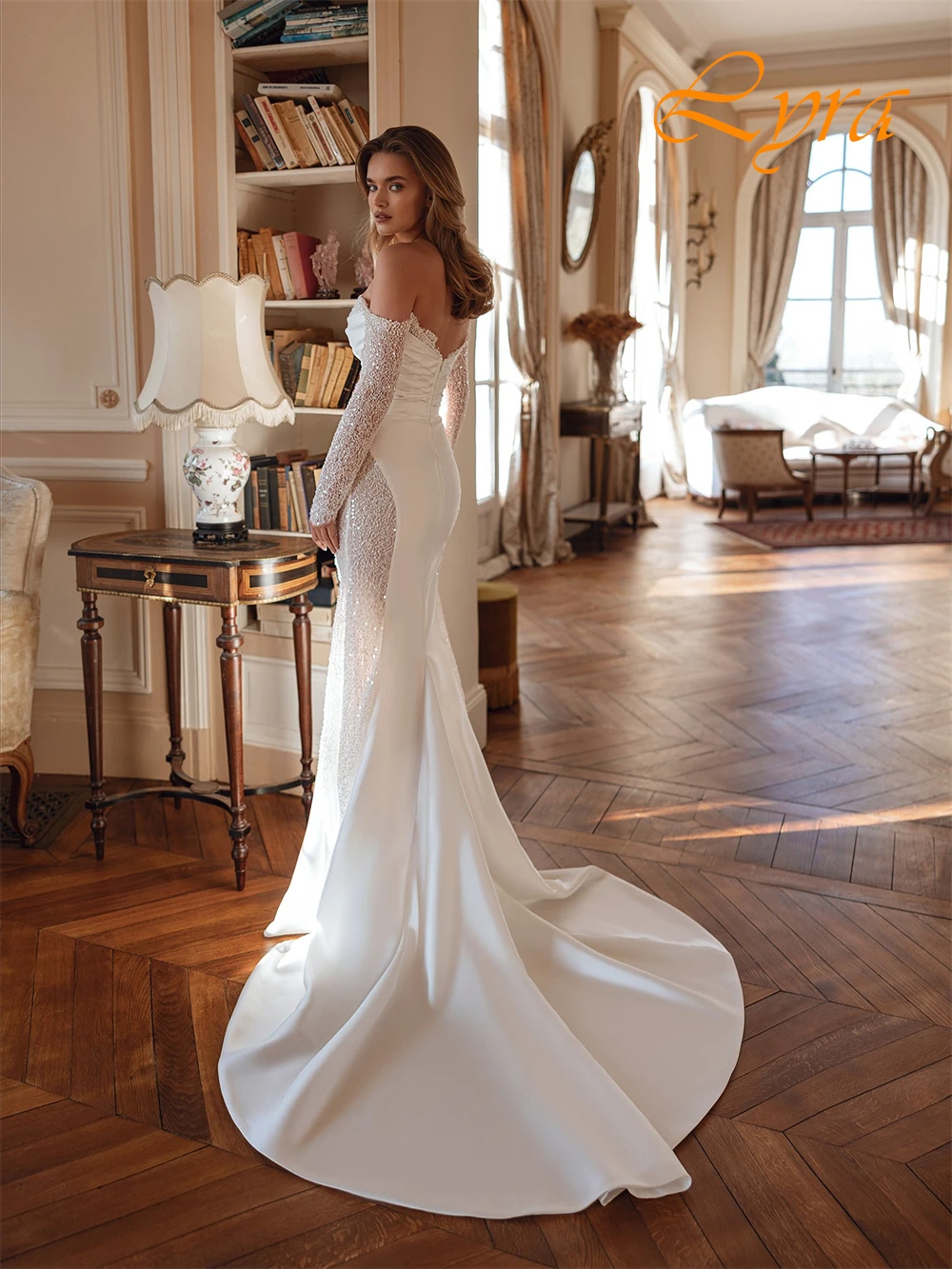 فستان سهرة من الساتان رائع مخصص برقبة على شكل حرف V وأكمام طويلة فساتين زفاف حساسة مطرزة للمناسبات الخاصة