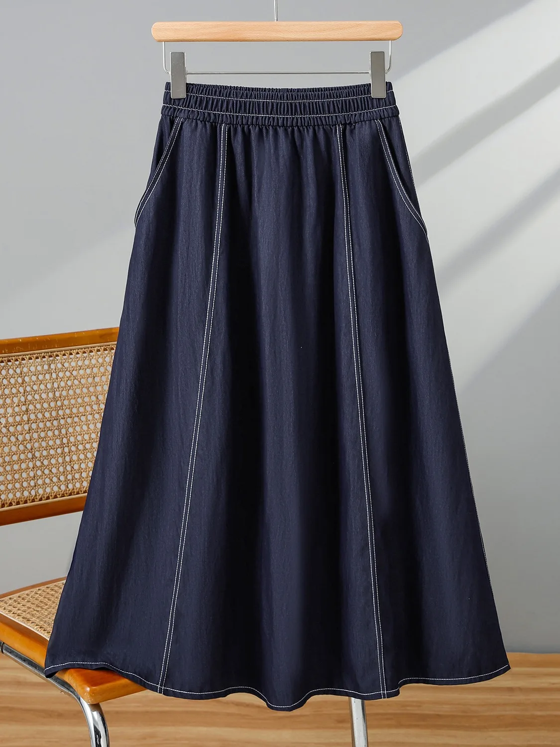 

Slimming High Waist Midi A-Line Denim Skirt with Contrast Stitching for Women Chinese Sle Summer Faion f-length Skirts