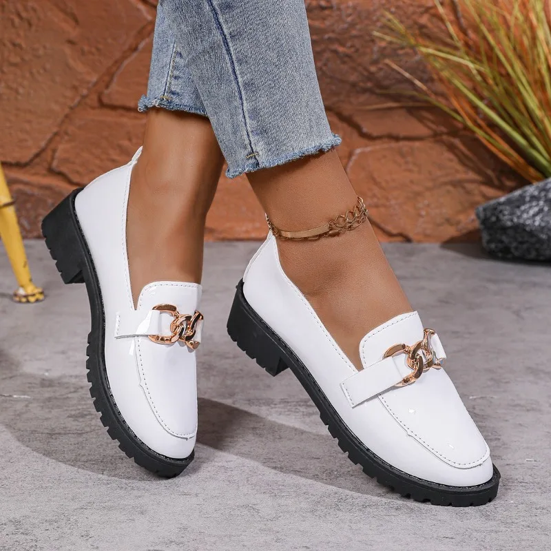 Spring Round Toe Loafers Women's British Style High Heels Shoes 2025 Slip on Chunky Heels Woman Fashion Metal Decor Shoes Women