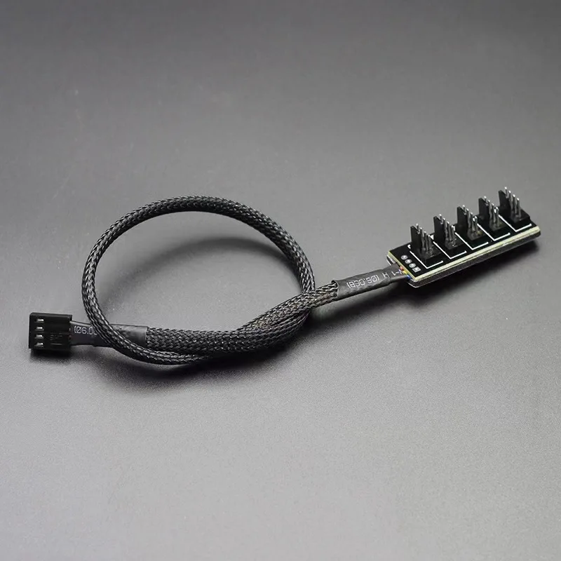 Motherboard 4PIN PWM Temperature Control Hub 1-Docking 5 Fan Hub for Computer Case Small and Exquisite Can Connect 5 Fans