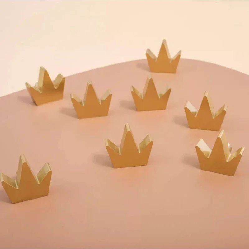 Crown Shape Cabinet Cupboard Drawer Pulls Brass Furniture Hardware Handles Elegant Door Knobs and Handles for Kitchen Cupboard