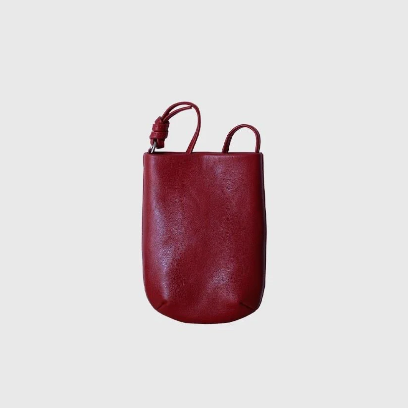 

Cowhide vintage mobile phone bag 2025 new niche design genuine leather mini shoulder bag ins fashion women's crossbody bag