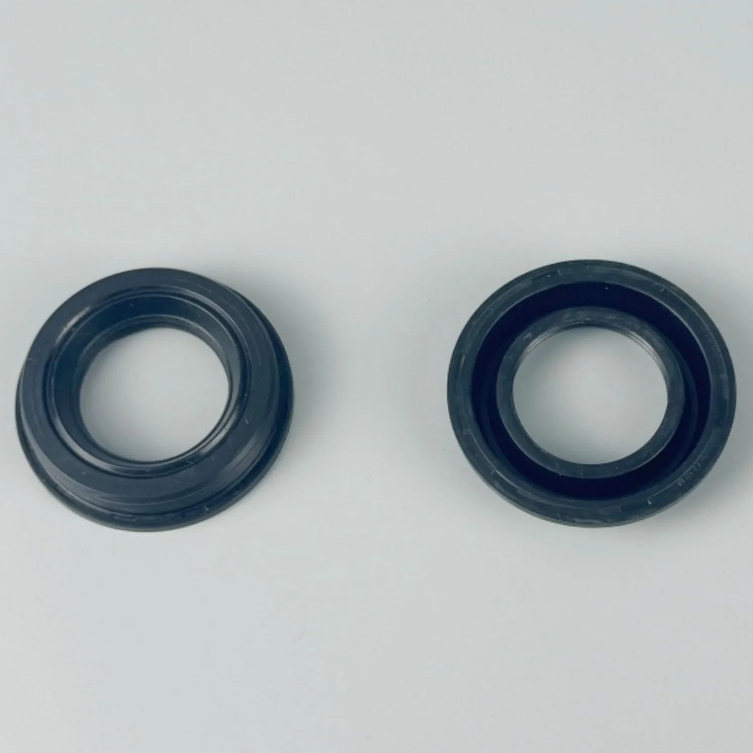 95510409110 03H109091 Timing Chain Cover Gasket Seal 2PCS FKM Rubber for Porsche Cayenne V6 V8 Camshaft Adjuster Cover