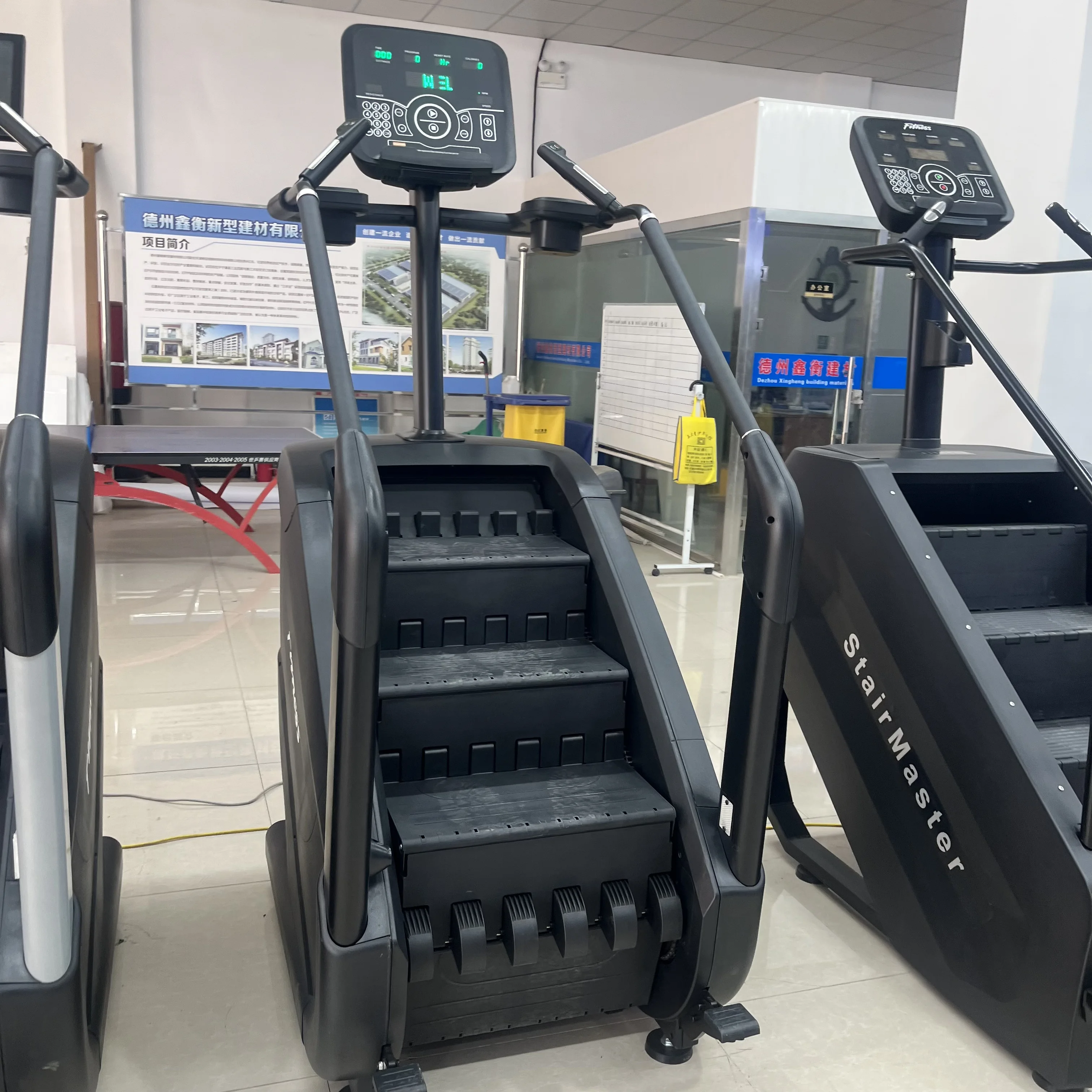 Multi-functional Commercial Electric Stair-climber Exercise Stair Equipment Climbing Machine for Gym