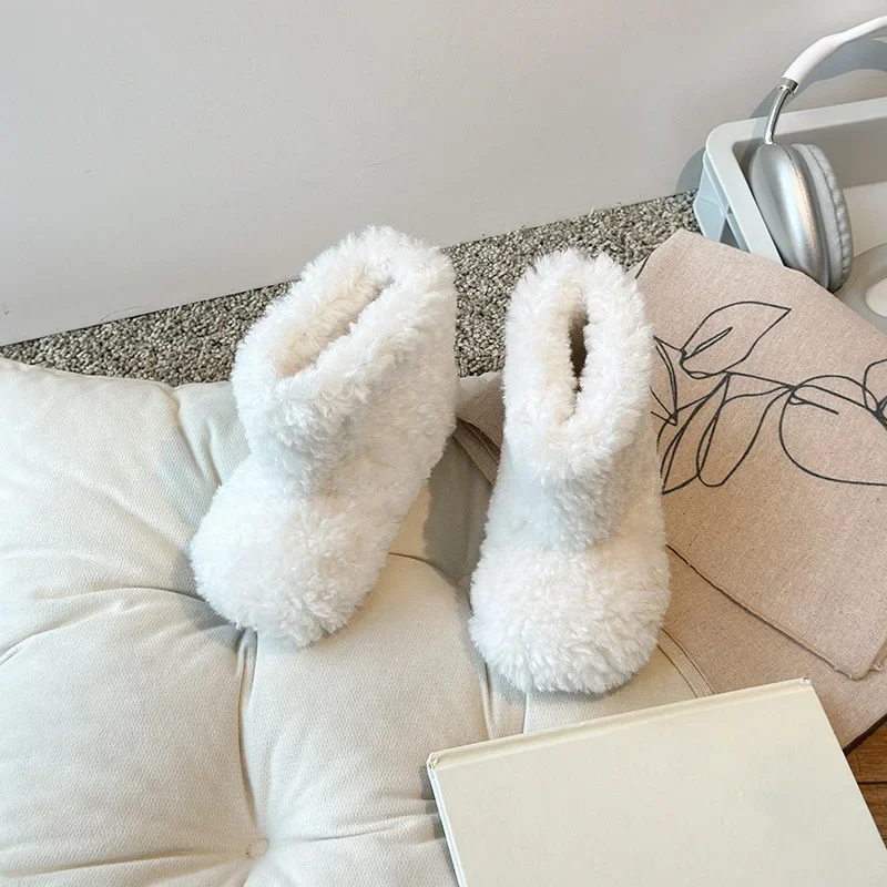 

Children Winter Cute Short Boots Girls Versatile Fleece Boots Lamb Fashion Fluffy Shoes Boys Warm Plush Short Boots Solid Color