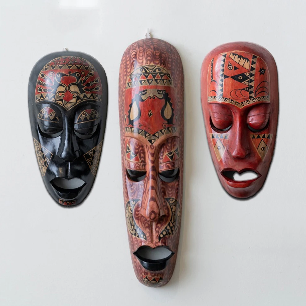 Indian solid wood painted mask pendant Wall decoration Southeast Asian style bar homestay restaurant wall hanging Home Décor