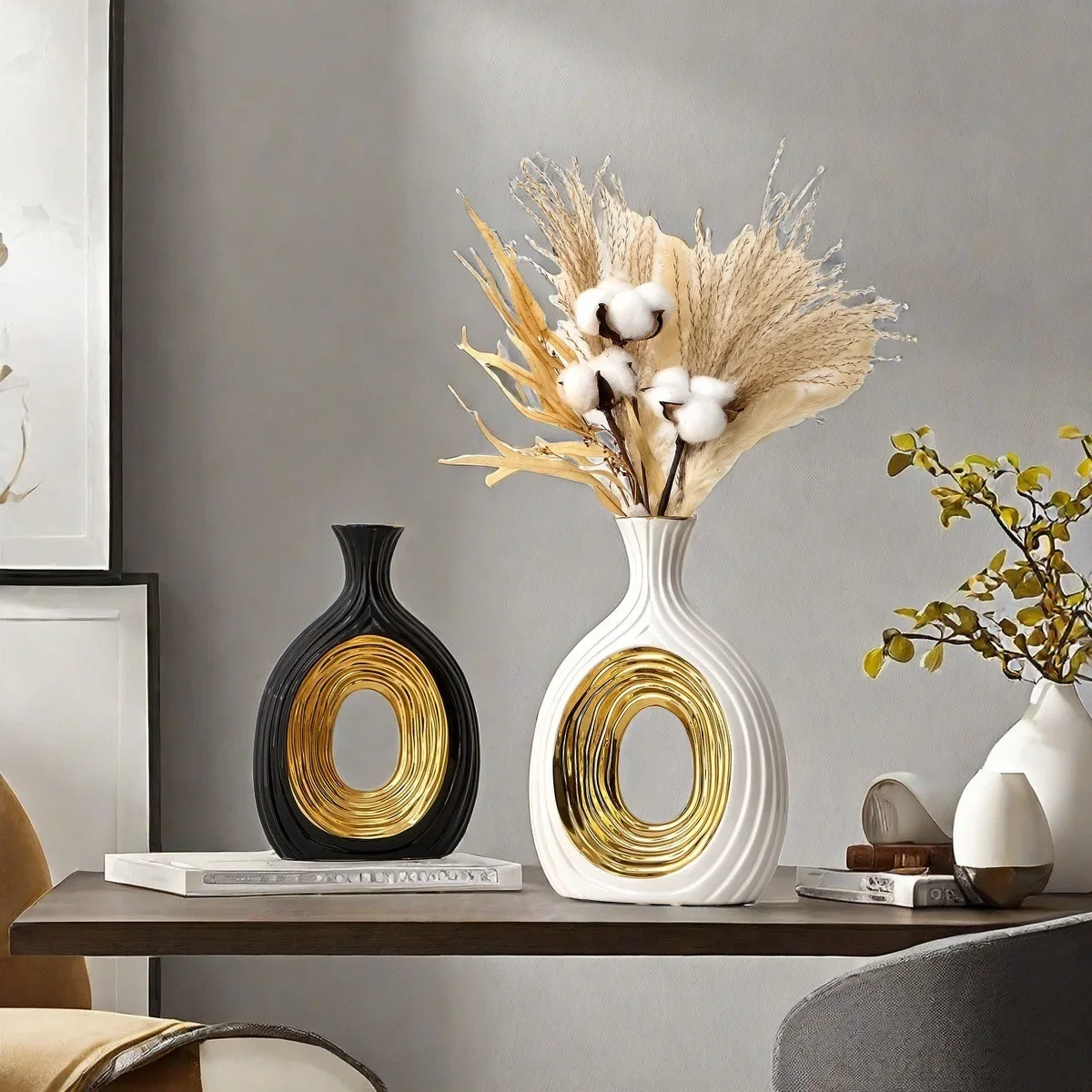 Electroplated Vase Minimalist Round Ceramic Flower Vase For Home Living Room TV Cabinet Tabletop Decor Art Floral Arrangement