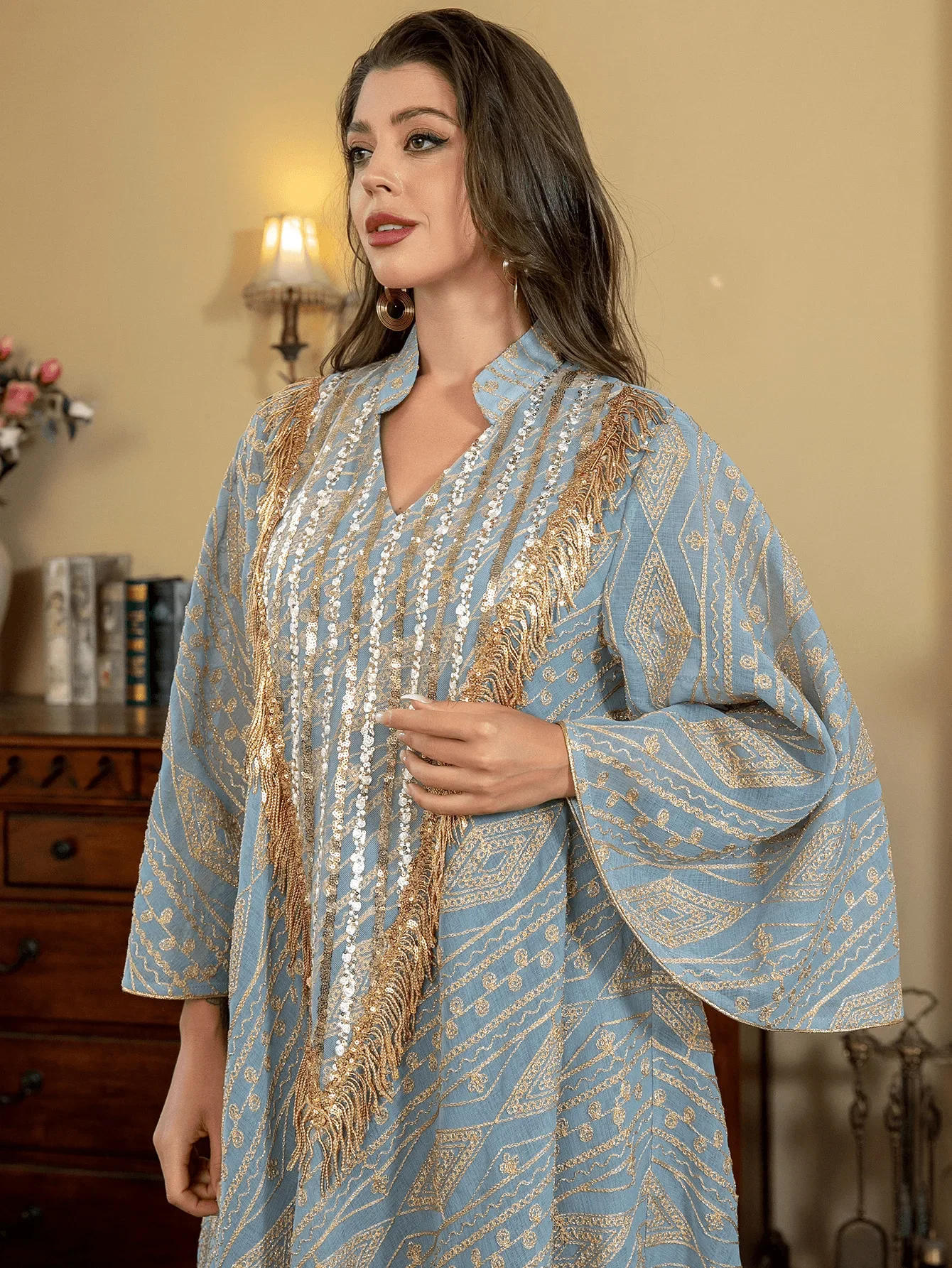 Abito da sera musulmano del Medio Oriente Abito arabo Dubai Abito a rete con ricamo Paillettes Abbigliamento da donna